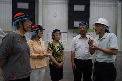 曹振雷主任考察九江醫(yī)衛(wèi)用非織造產(chǎn)業(yè)，走訪(fǎng)必得福與貝里國(guó)際引領(lǐng)行業(yè)高質(zhì)量發(fā)展